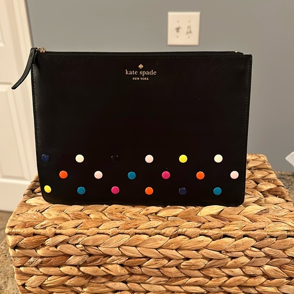 kate spade Handbags - ♠️♠️♠️♠️ Kate Spade Clutch♠️♠️♠️♠️♠️